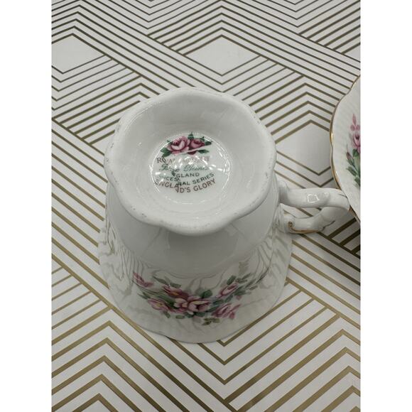 Royal Albert Bone China England Ancestral Series Pink Rose Pattern Footed Cup - Picture 2 of 7